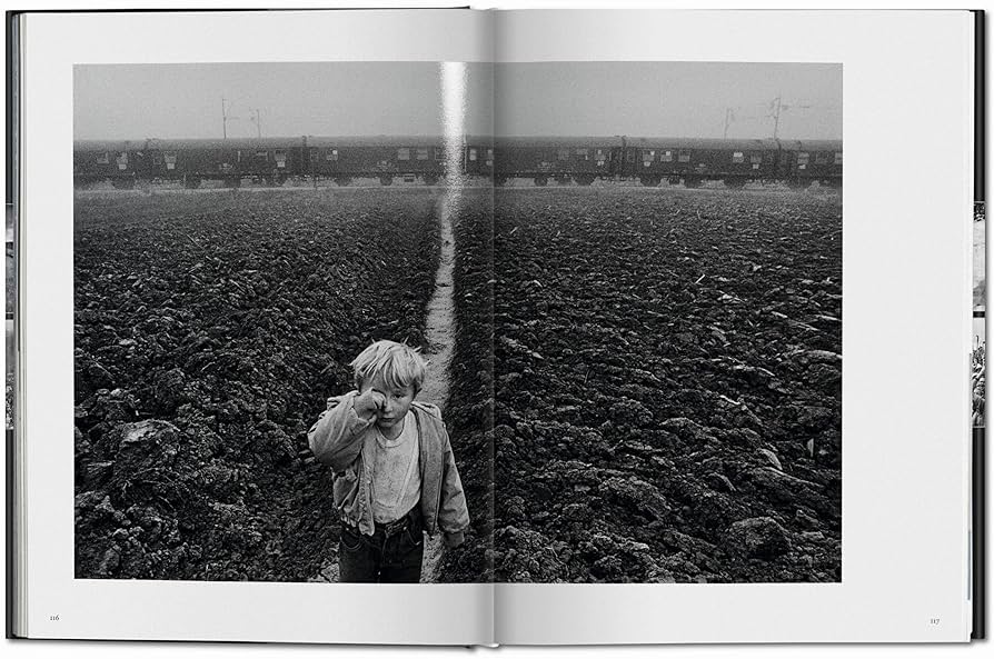 Sebastiao Salgado Exodus セバスチャン サルガド 写真集 Amazon | Sebastião Salgado. Exodus | Salgado, Lélia Wanick